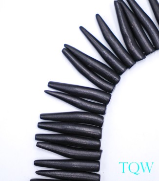 Black Coral Nail Beads - 09-06-05