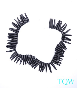 Black Coral Nail Beads - 09-06-05